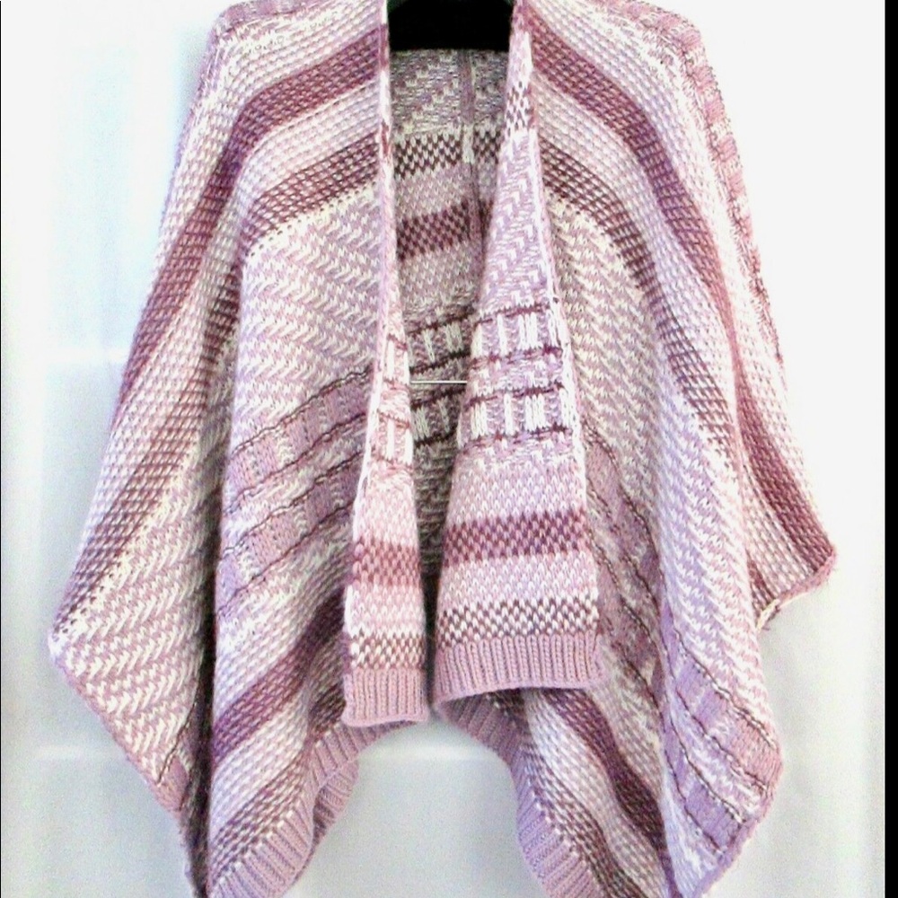 2pc SET Simply Noelle CARDIGAN scarf WRAP PONCHO. NWT.
